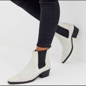 Brand new ASOS white western bootie size 6